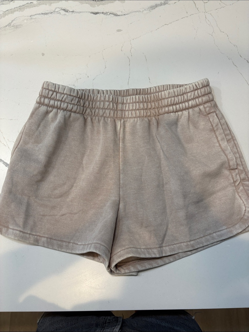 Zenana Outfitters Beige Elastic-Waist Athletic Shorts NWOT